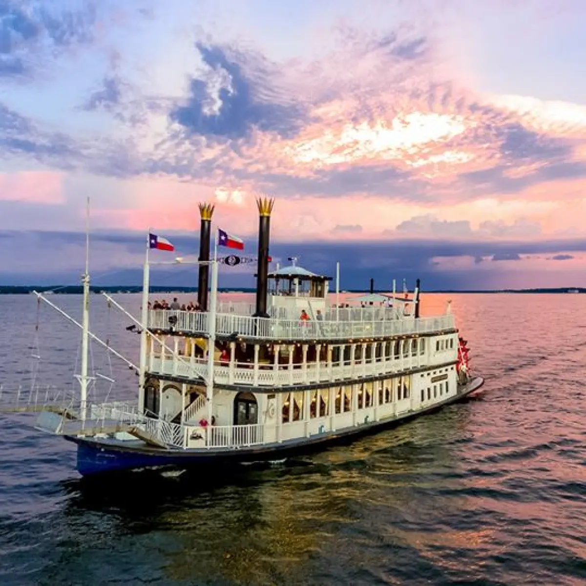 lake conroe dinner cruise